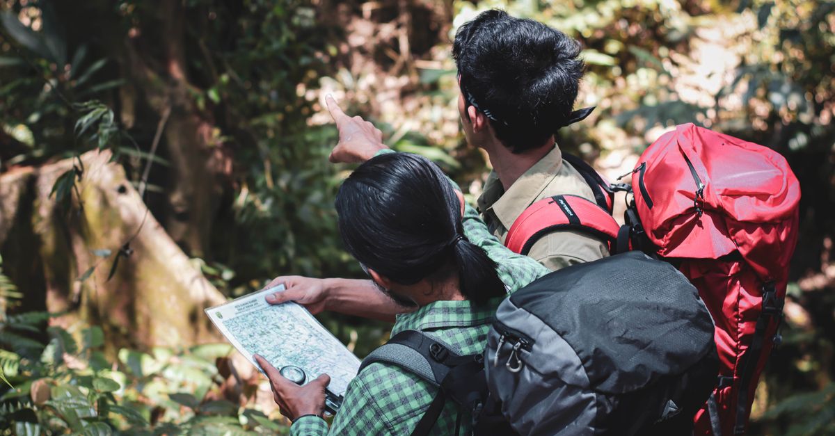 Best Compass for Hiking UK (2026): A Complete Buyer's Guide