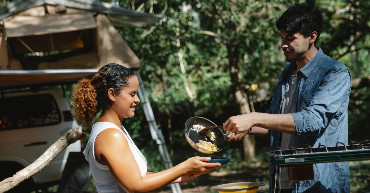 Best Gas for Camping Stoves in 2026: Canisters, Cartridges and Cylinders Compared