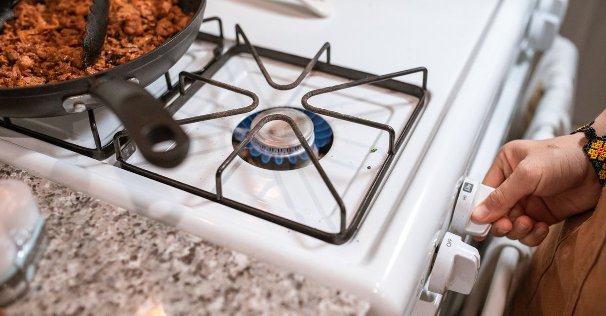 Gas Cooking Stove Guide 2026: The Best Gas Camping Stoves and Tabletop Burners in the UK