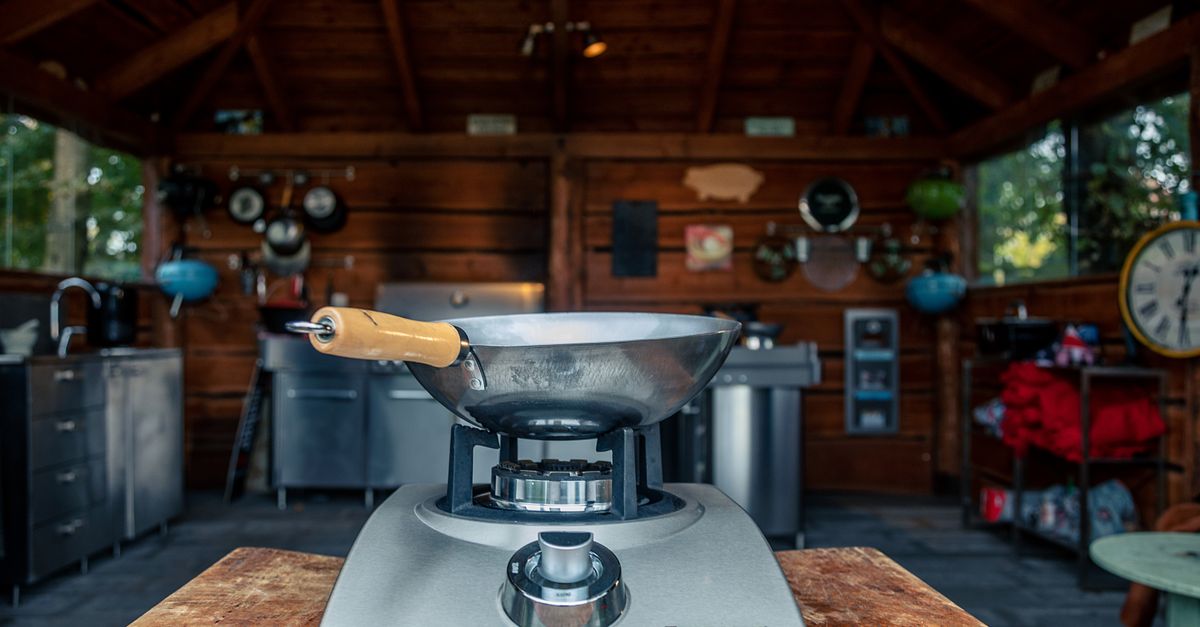 Mini Gas Stove Buying Guide 2026: Spec-Compared Picks for UK Campers