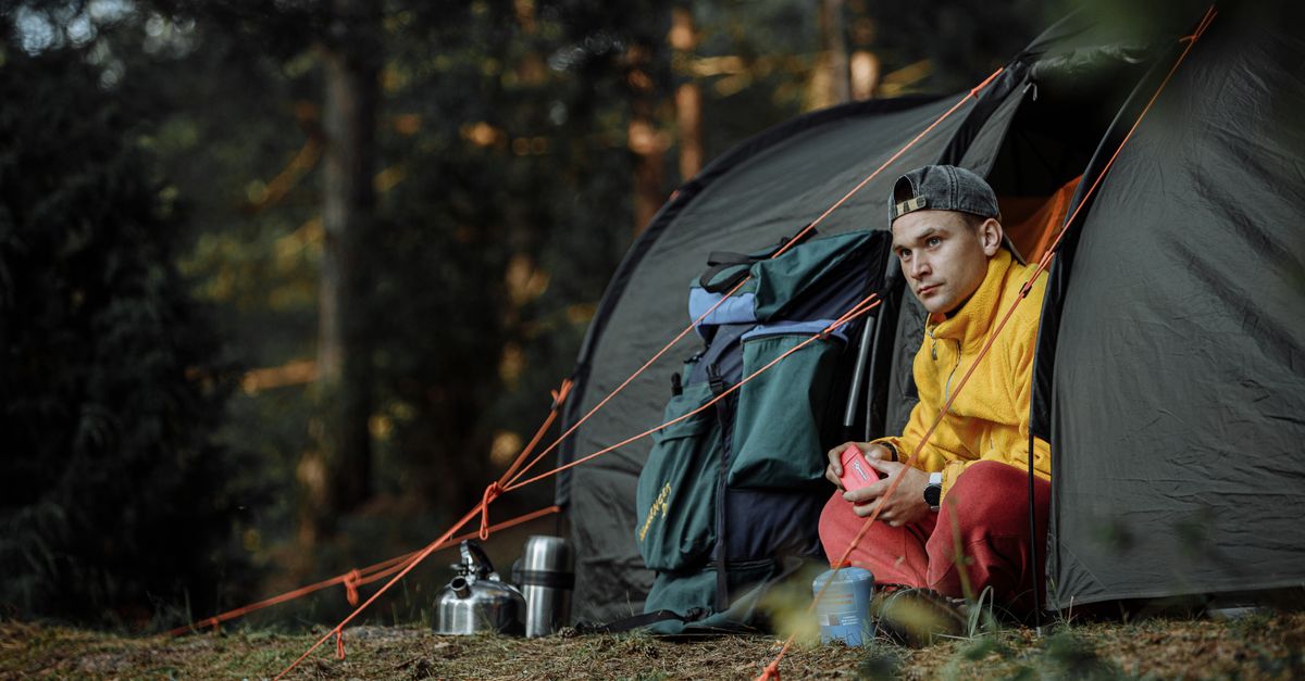 The Complete Guide to Sherwood Pines Caravan & Motorhome Club Campsite: Pitches, Prices, and the Best Gear for 2026